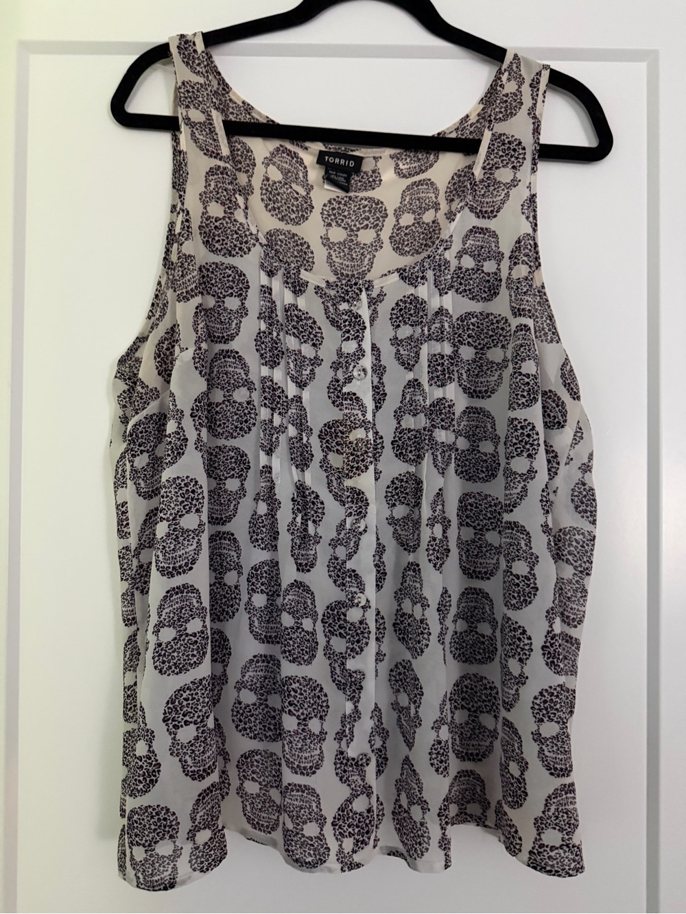 torrid Ivory Tank Top with Black Skull Print